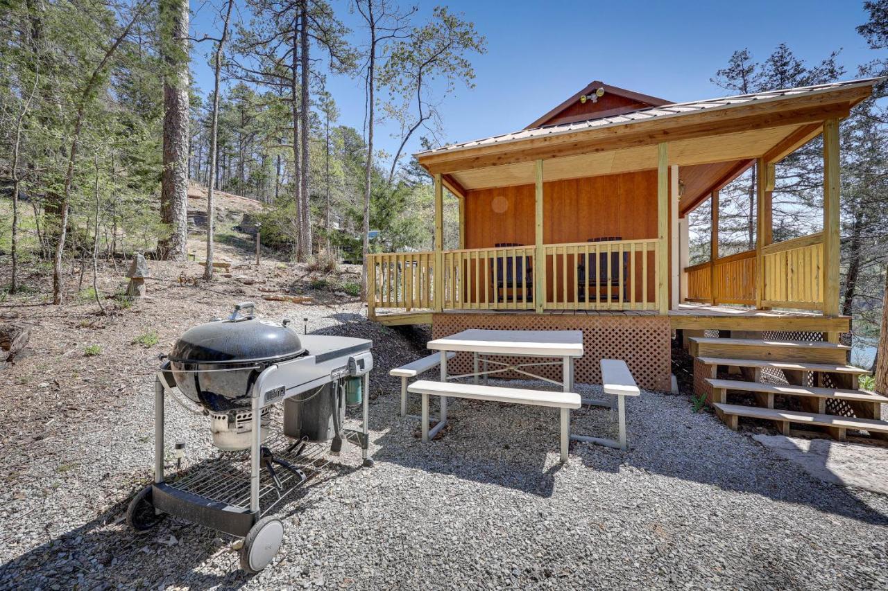 Cliffside Eureka Springs Cabin With Beaver Lake View Exterior foto